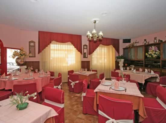 פוז Hotel Leyton מראה חיצוני תמונה