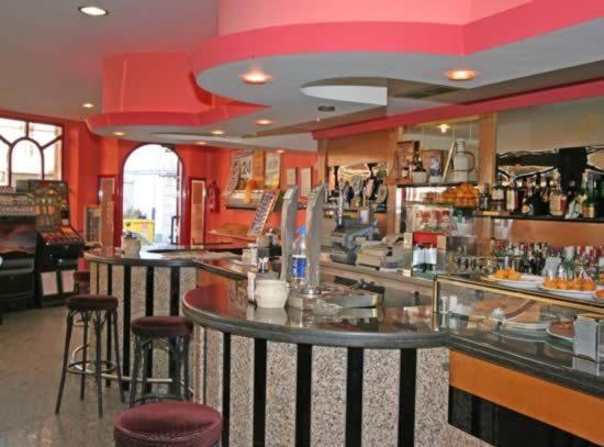 פוז Hotel Leyton מראה חיצוני תמונה
